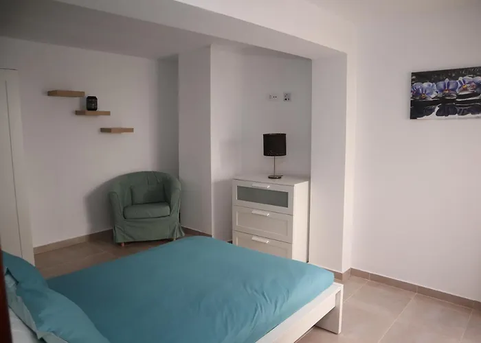 Edificio Prieto Viv 10 *